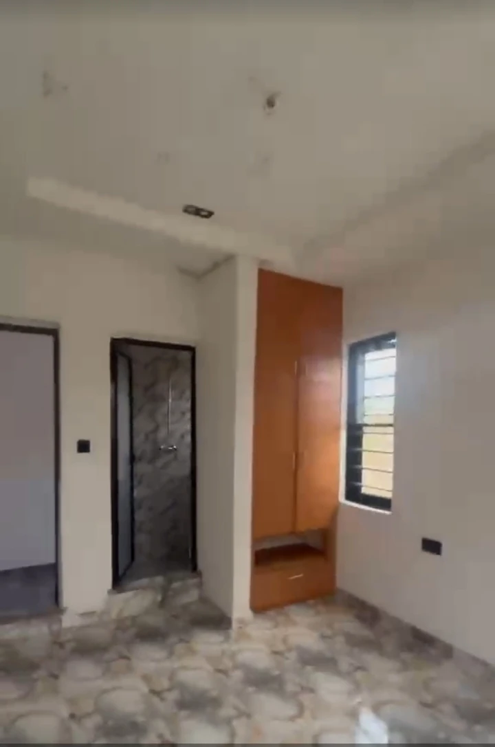 Bungalow for Sale in OGBOGORO, Rivers - Image 6