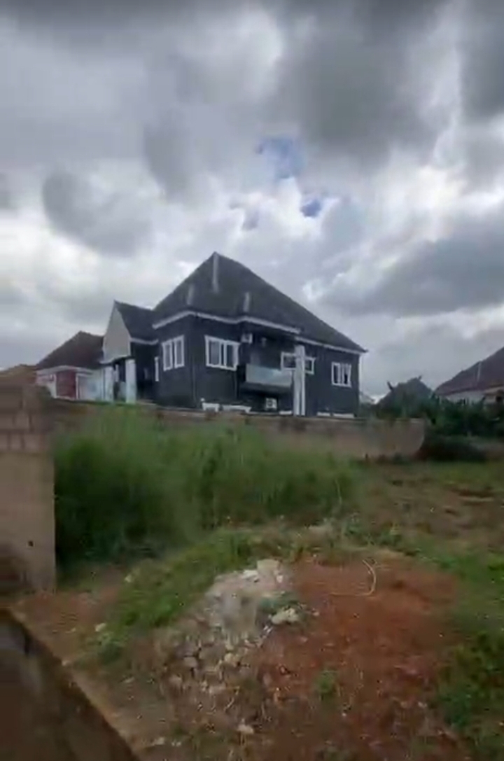 Land for Sale in THINKERS CORNER, Enugu - Image 1