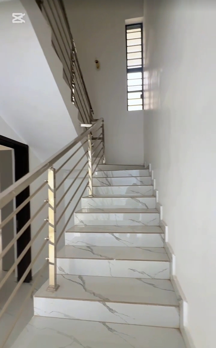 Duplex for Sale in CENTENARY CITY, Enugu - Image 4