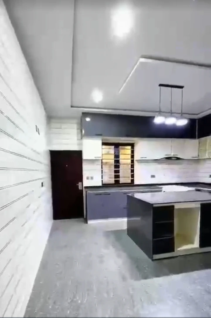 Duplex for Sale in CENTENARY CITY, Enugu - Image 3