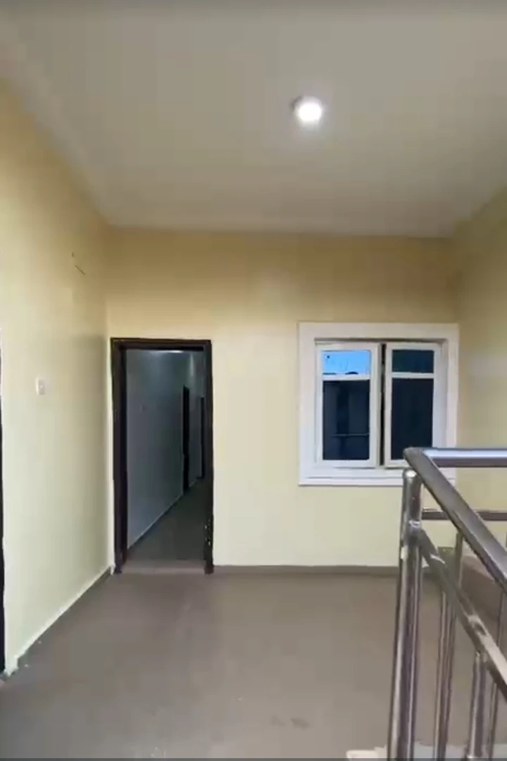 4 Bedroom Flat for Rent in THINKERS CORNER, Enugu - Image 5
