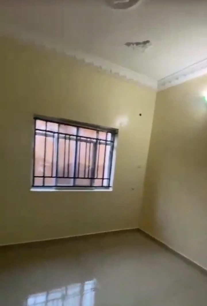 4 Bedroom Flat for Rent in THINKERS CORNER, Enugu - Image 3