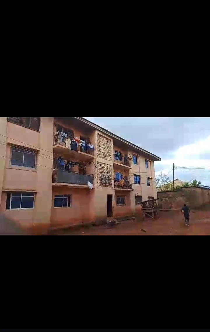 3 Bedroom Flat for Sale in TIMBER, Enugu - Image 2