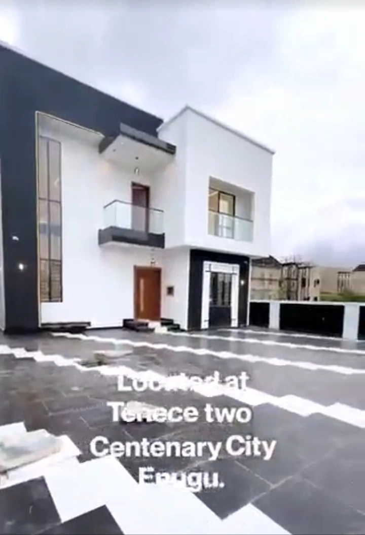 Duplex for Sale in Centenary City, Enugu - Image 1