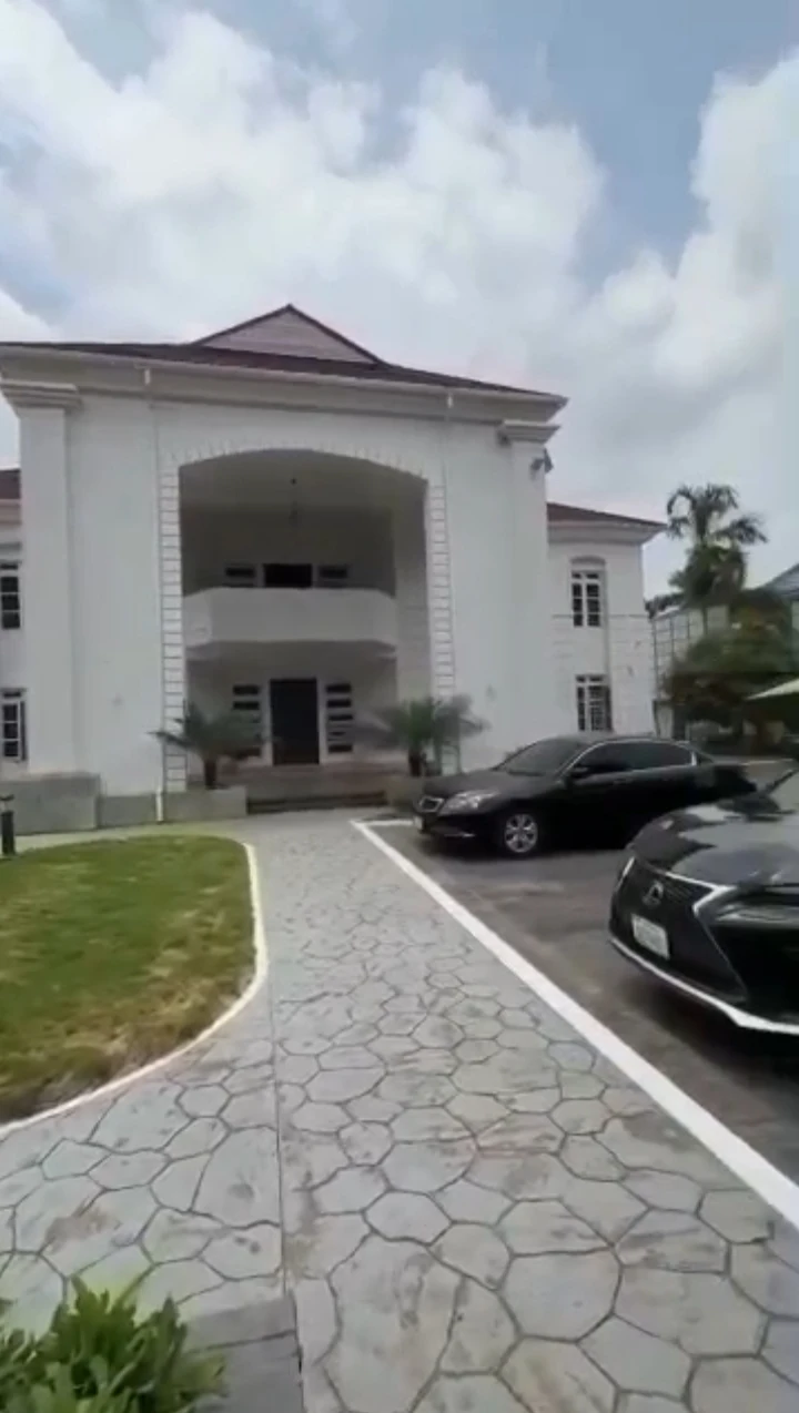 Duplex for Sale in Apo Legislative, Abuja - Image 3