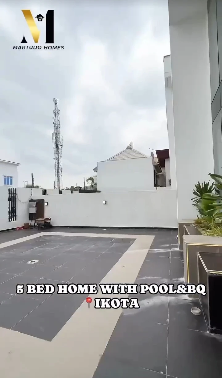 Duplex for Sale in IKOTA, Lagos - Image 1