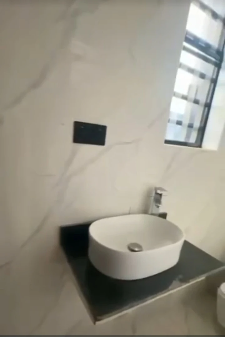 Duplex for Sale in WTC, Enugu - Image 4