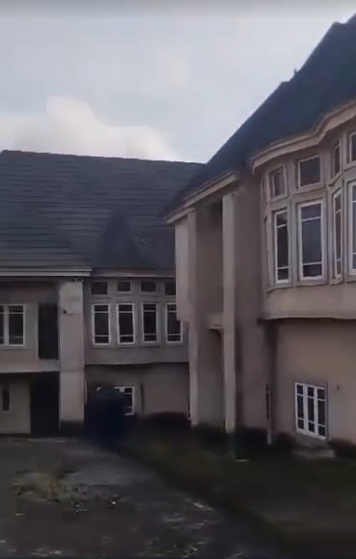 Duplex for Sale in DIAMOND ESTATE, Enugu - Image 1