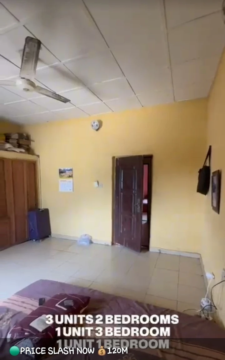 2 Bedroom Flat for Sale in RUMUODARA, Rivers - Image 5