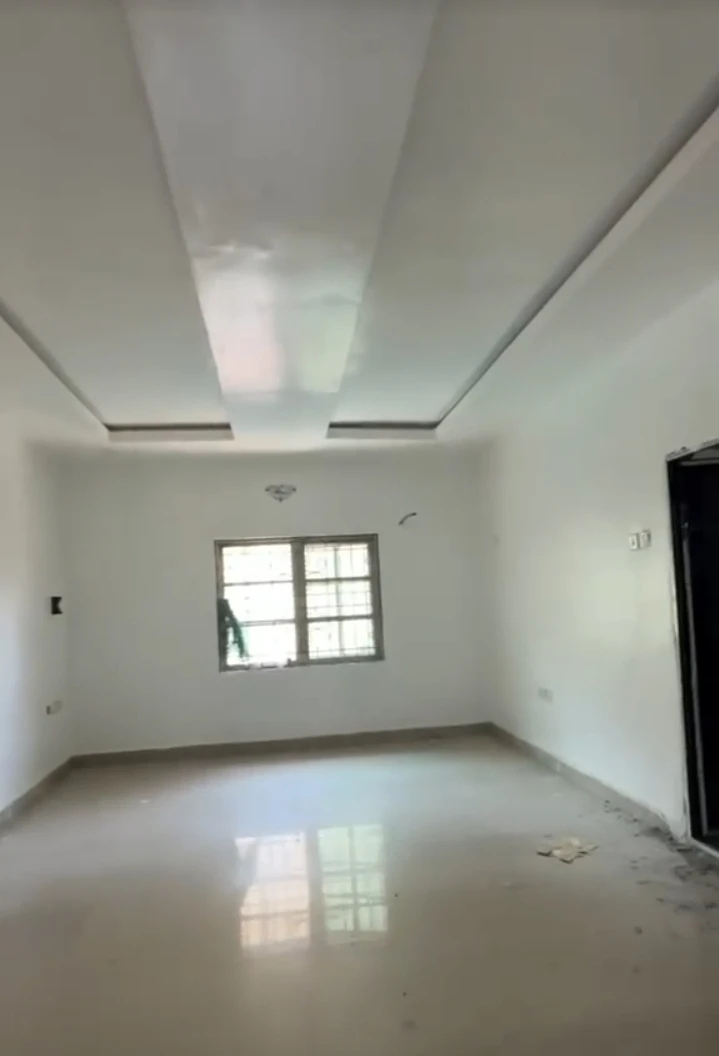 Duplex for Sale in GRA PHASE 1, Rivers - Image 5