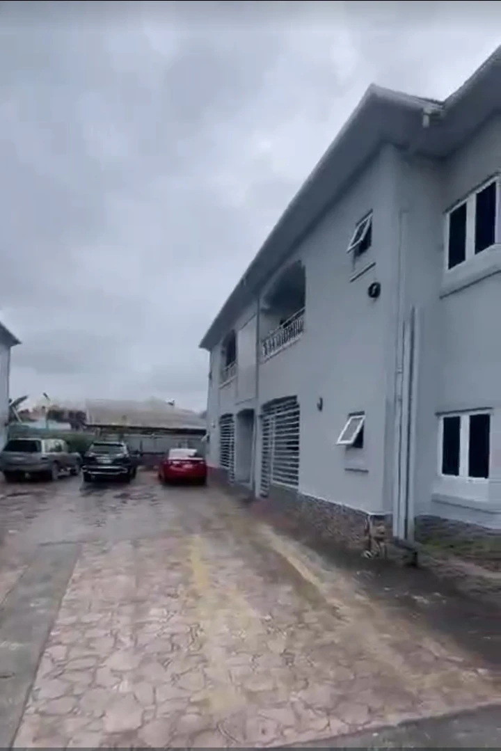 2 Bedroom Flat for Sale in ELELENWO, Rivers - Image 2