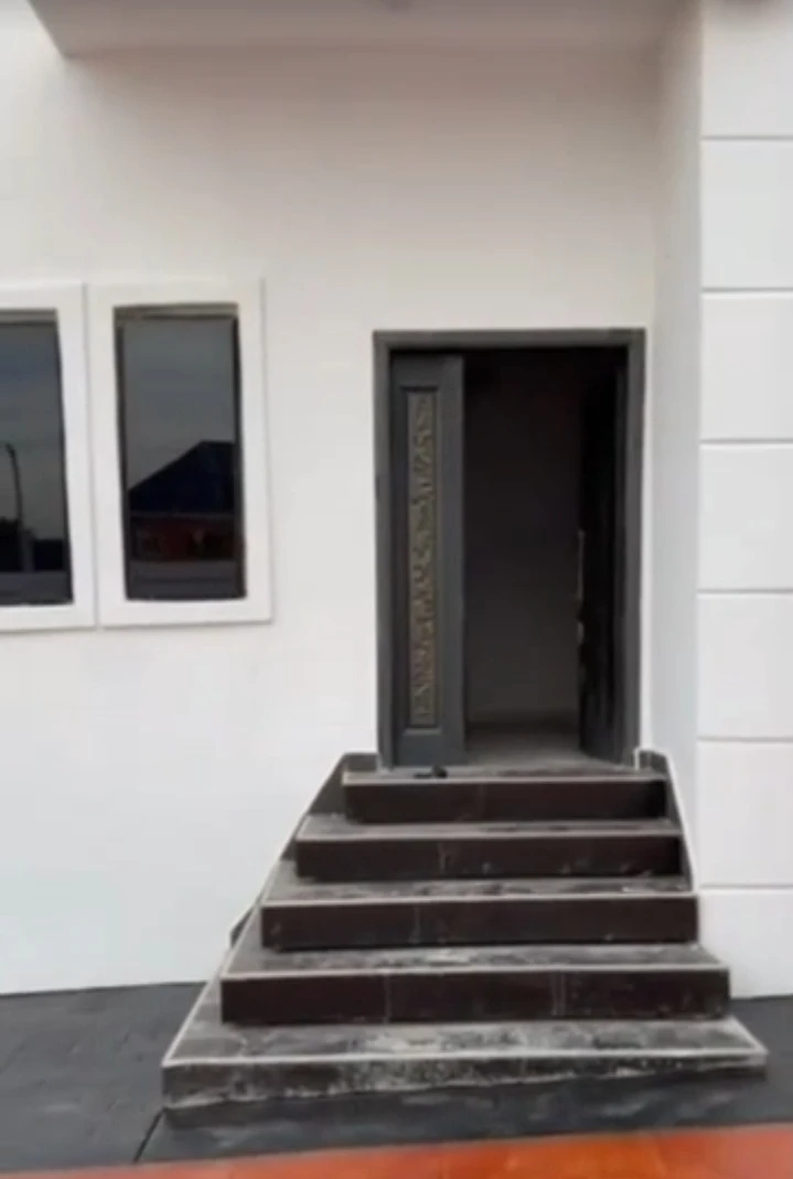 Duplex for Sale in TRANS-EKULU, Enugu - Image 1