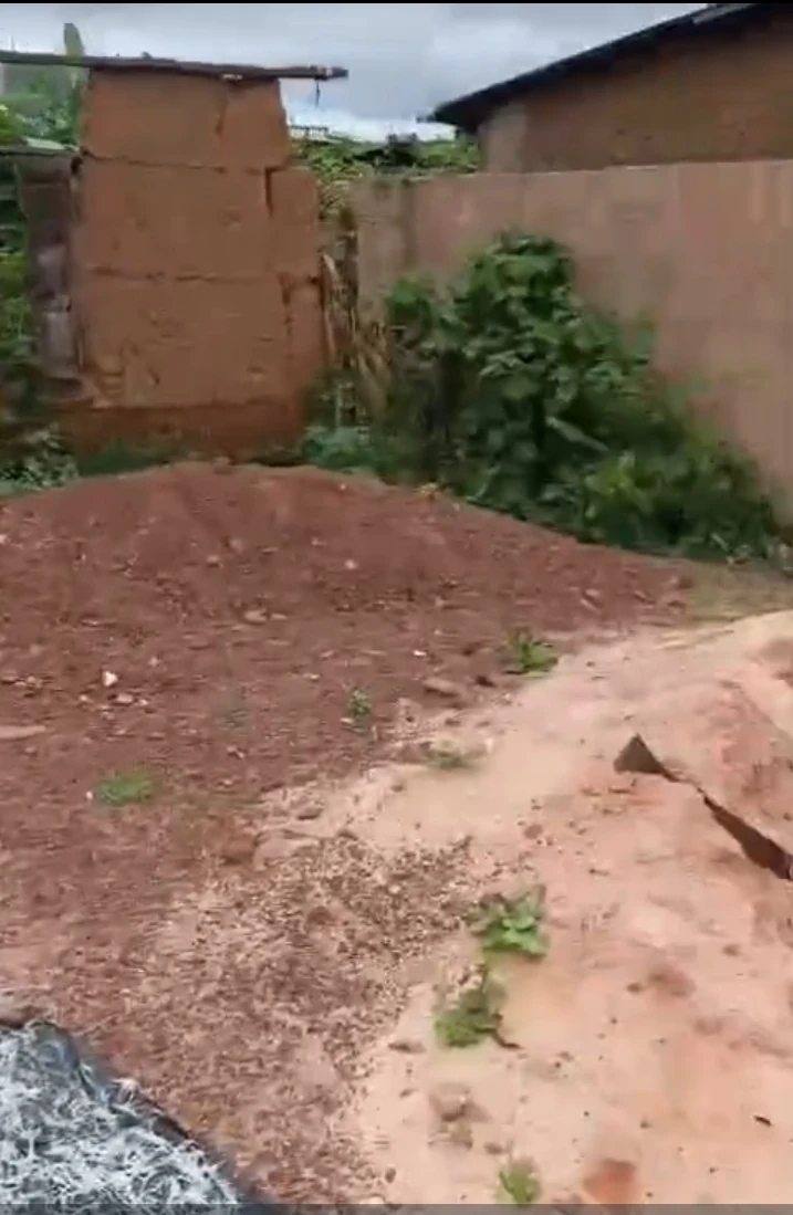 Land for Sale in THINKERS CORNER, Enugu - Image 2