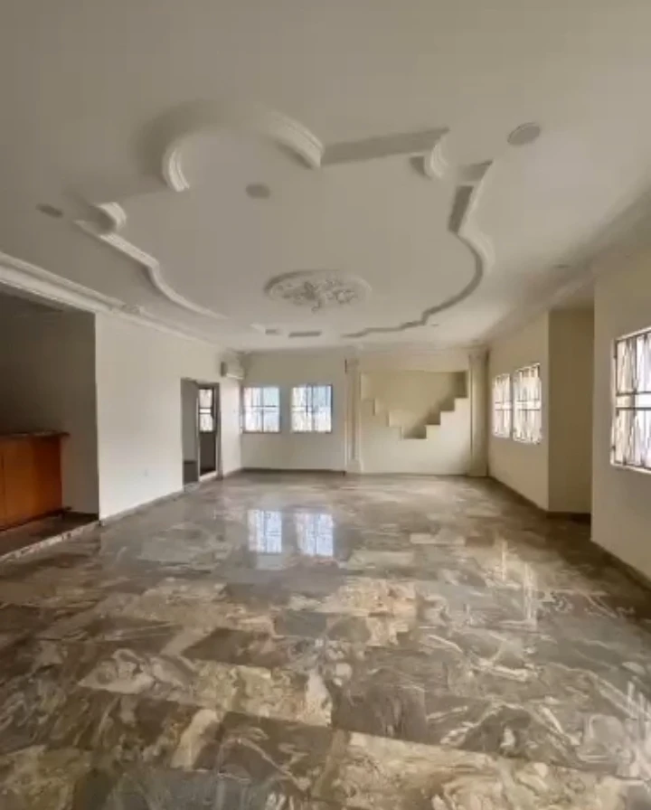 Duplex for Sale in MAITAMA, Abuja - Image 2