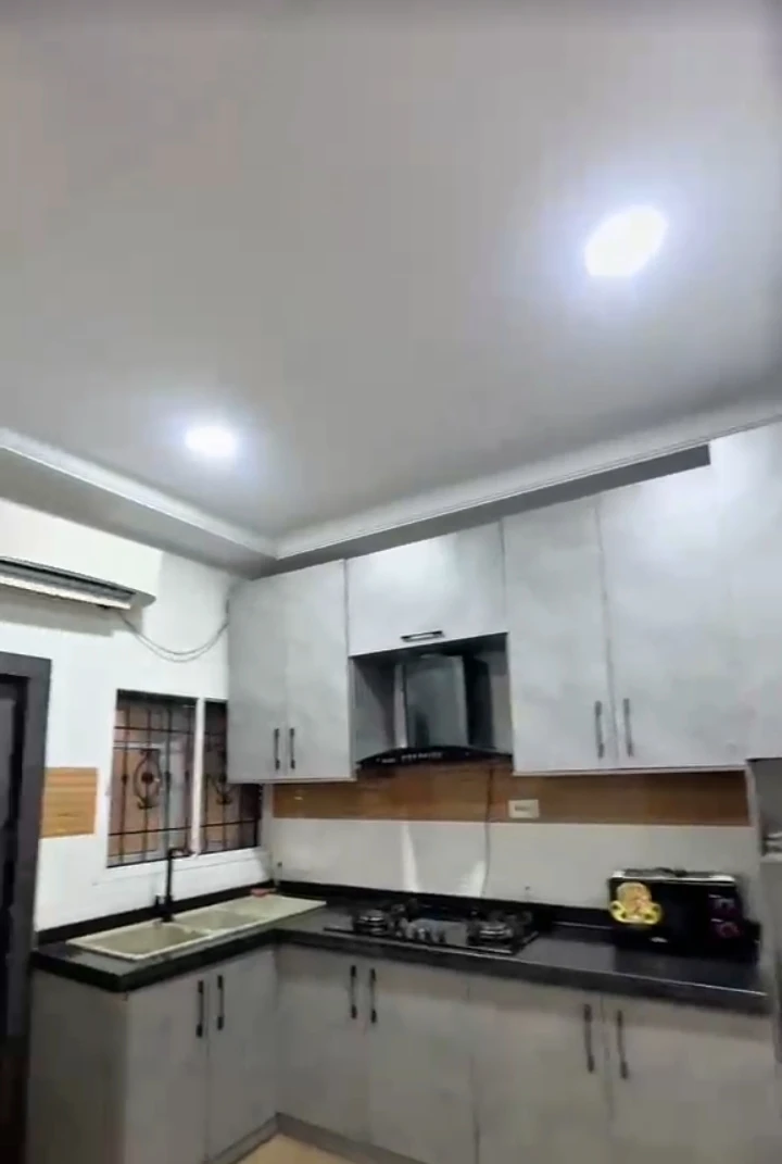 3 Bedroom Flat for Sale in NEW GRA, Rivers - Image 2
