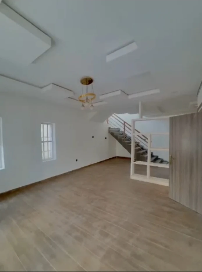 Duplex for Sale in THINKERS CORNER, Enugu - Image 1