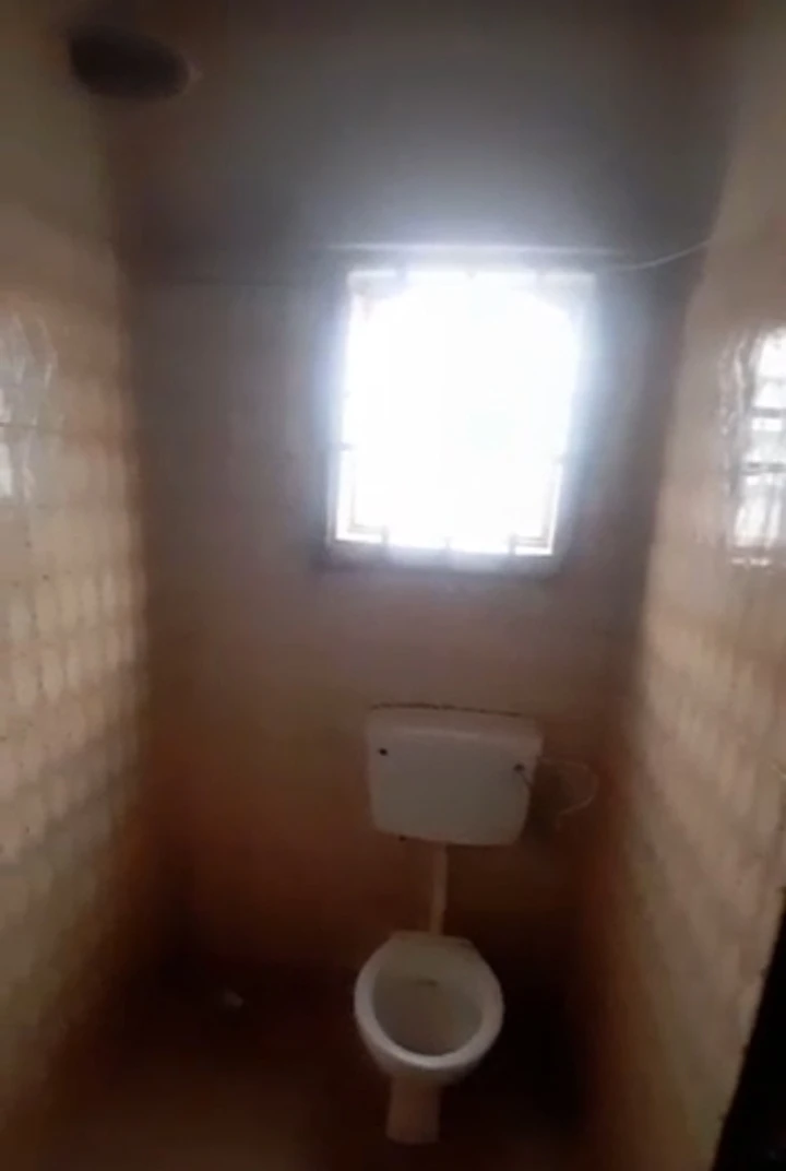 1 Bedroom Flat for Rent in THINKERS CORNER, Enugu - Image 5