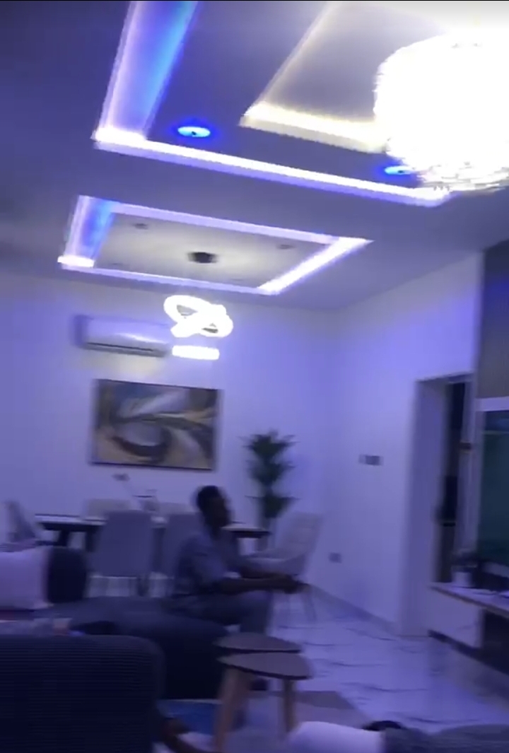 2 Bedroom Flat for Rent in GRA, Rivers - Image 4