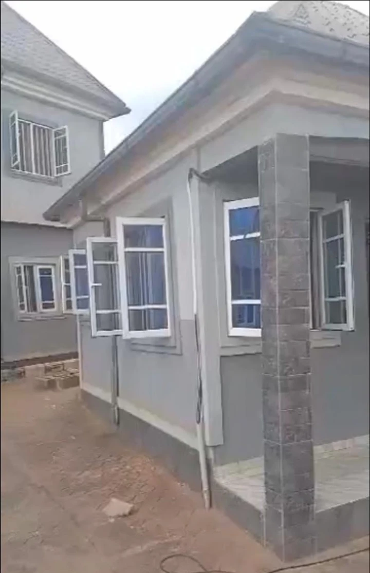 Hotel for Rent in New Heaven, Enugu - Image 2