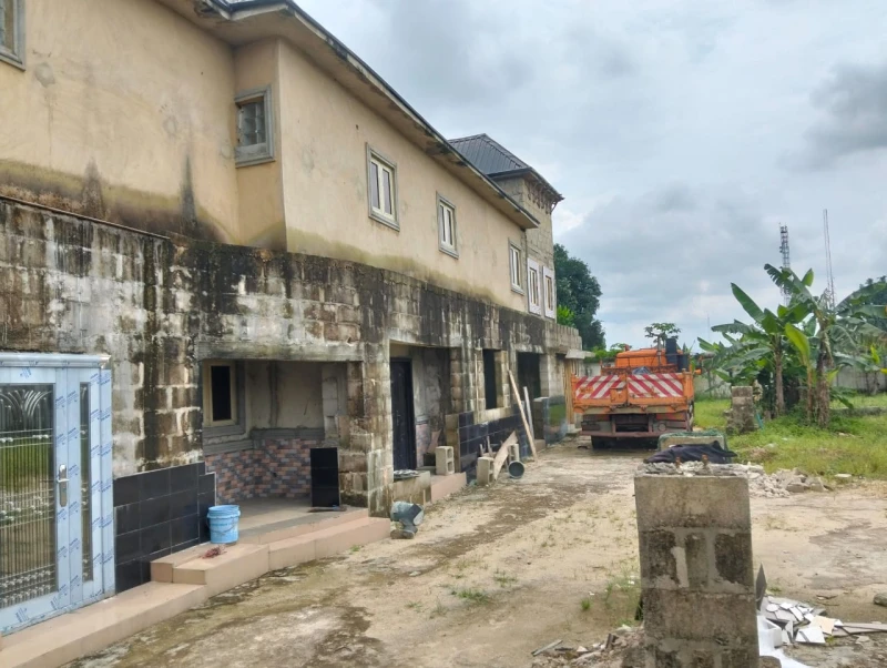 Duplex for Sale in Oyingbo Timber, Rivers - Image 1