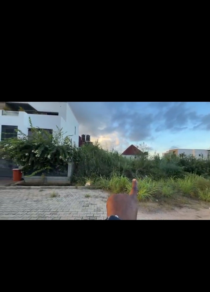 property cover photo