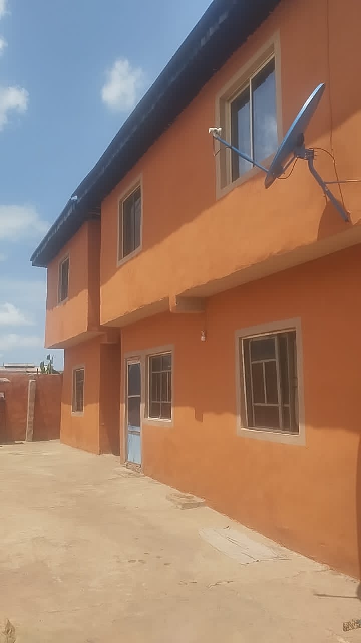 2 Bedroom Flat for Sale in Lagos, Lagos