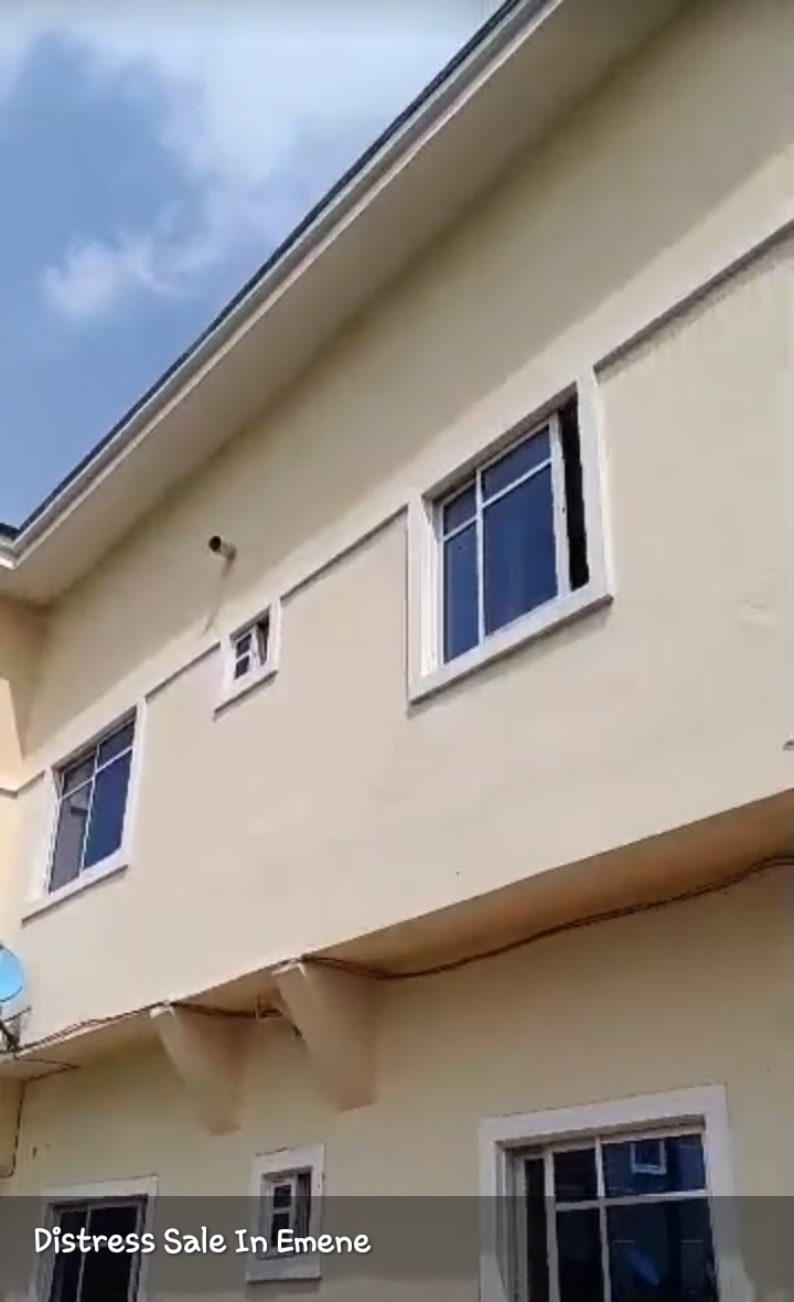 3 Bedroom Flat for Sale in EMENE, Enugu