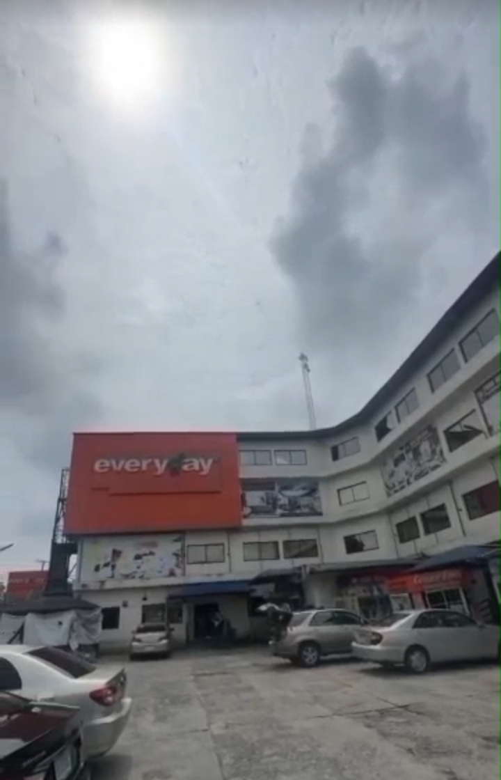 Plaza for Sale in By RUMUIBEKWE Juncti, Rivers