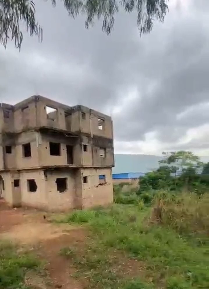 Land for Sale in OLD AIRPORT ROAD, Enugu