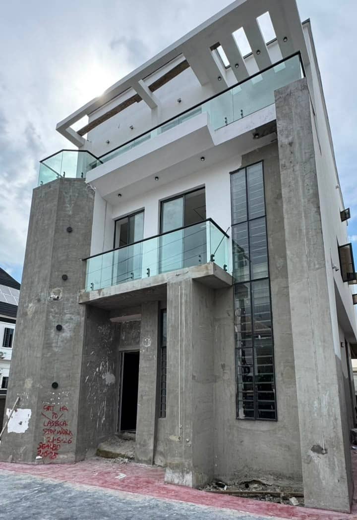 Duplex for Sale in IDADO ESTATE, Lagos