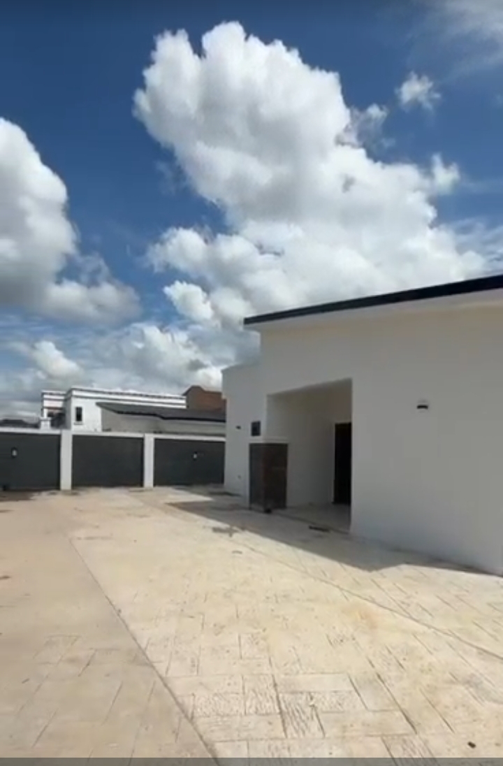 Bungalow for Sale in TRANS-EKULU, Enugu