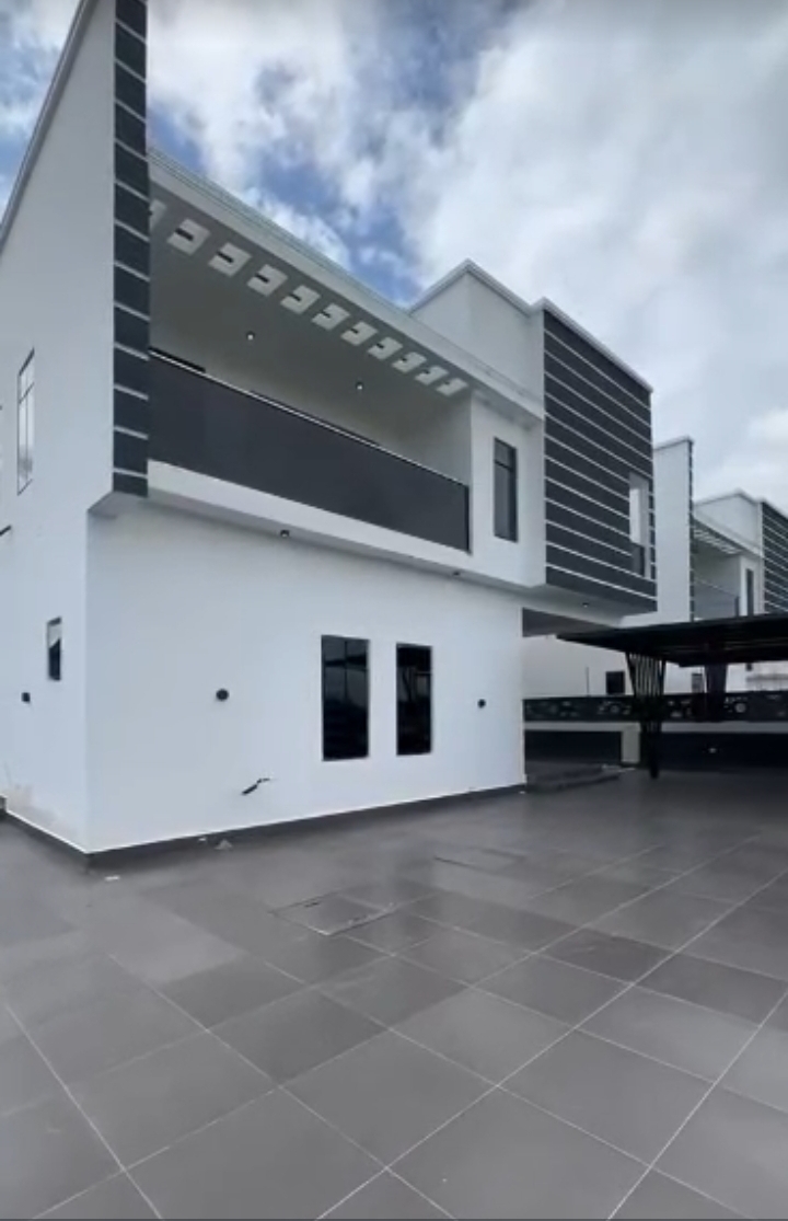 Duplex for Sale in Centenary City, Enugu