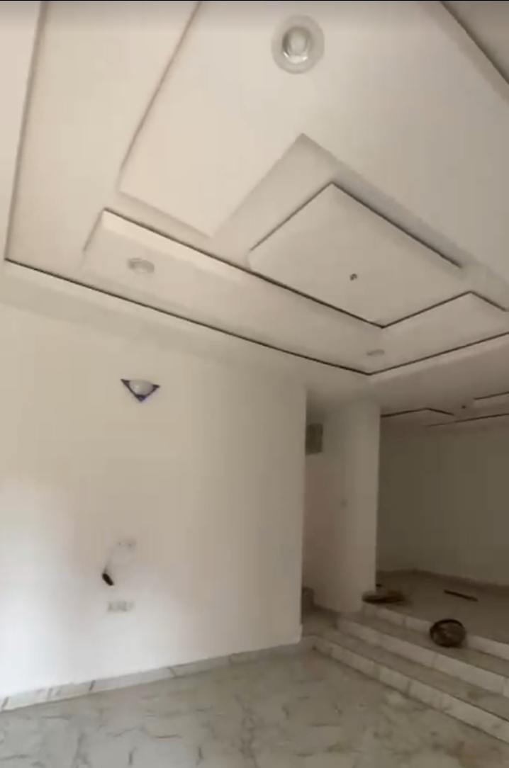 2 Bedroom Flat for Rent in THINKERS CORNER, Enugu