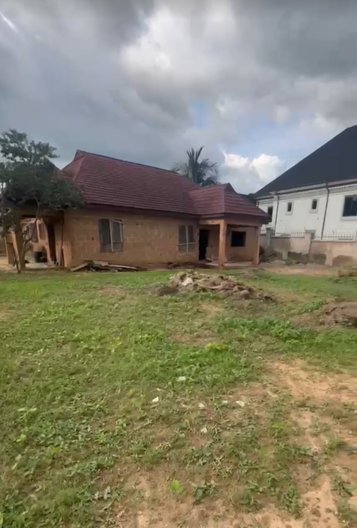 Land for Sale in THINKERS CORNER, Enugu