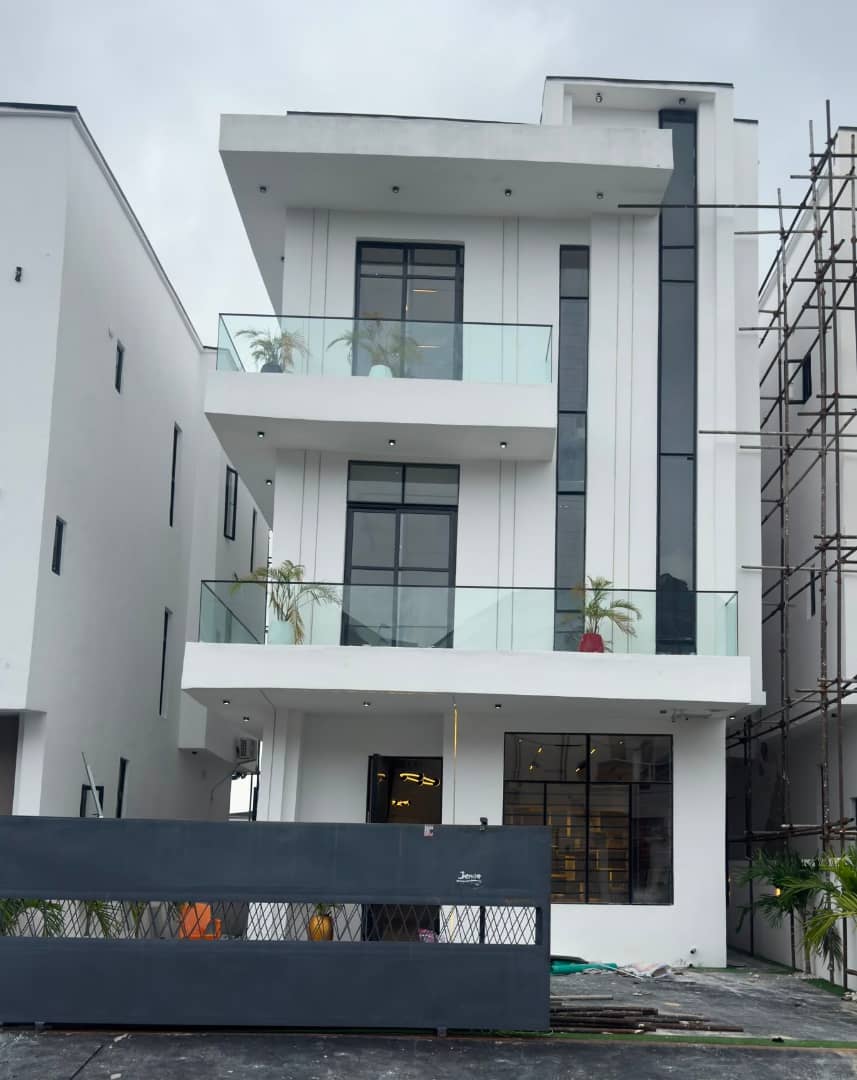 Duplex for Sale in Orchid Road, Lekki,, Lagos