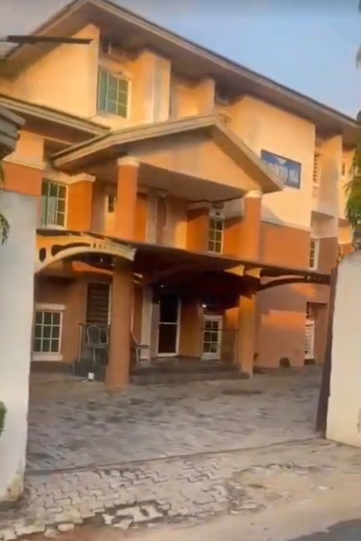 Hotel for Sale in Market GARDEN, Enugu