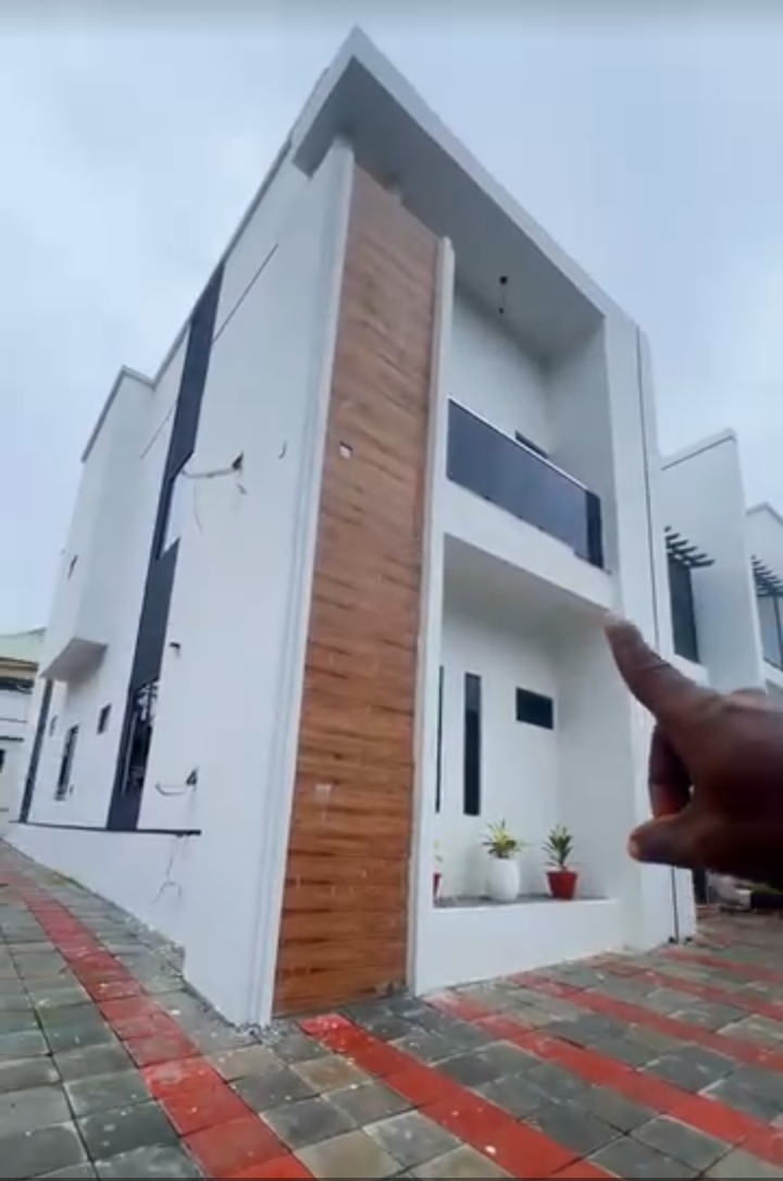 Duplex for Sale in GWARINPA, Abuja