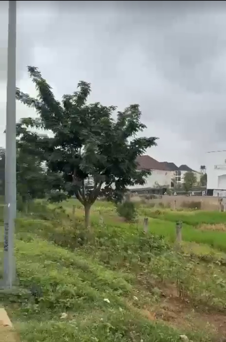 Land for Sale in Dawaki by Kubwa expr, Abuja