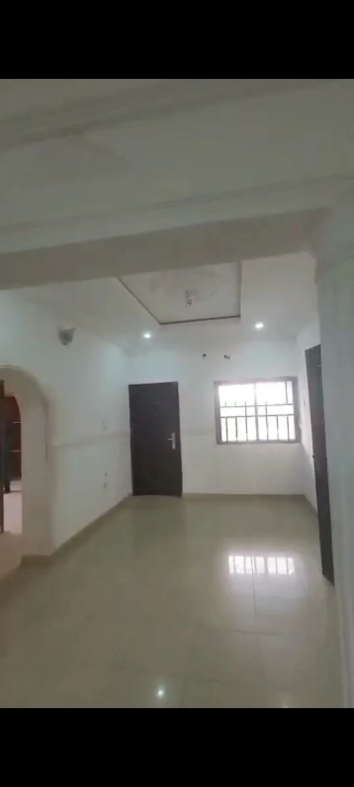 3 Bedroom Flat for Rent in AREA 1, by OLD SECTERIATE*, FCT - Image 1