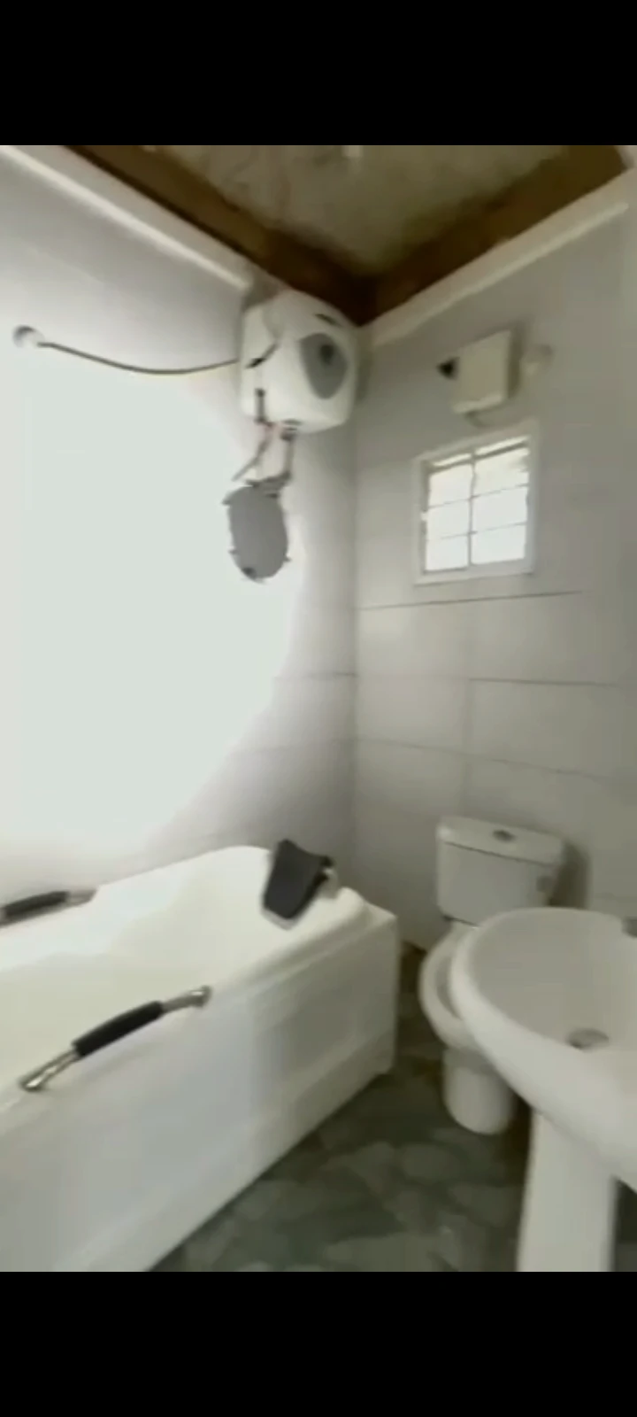 3 Bedroom Flat for Rent in Guzape main, FCT - Image 1