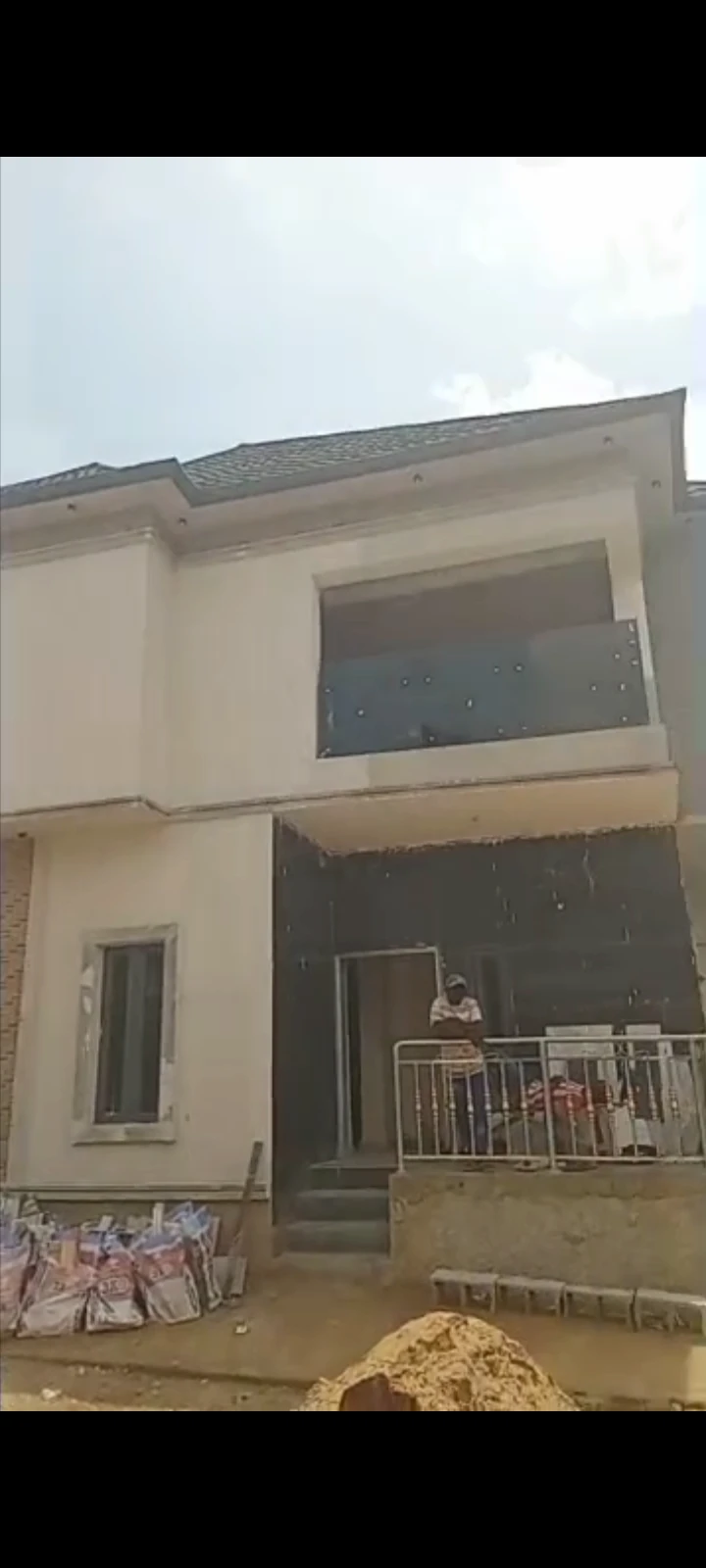 4 Bedroom Flat for Sale in Airport road, FCT - Image 1
