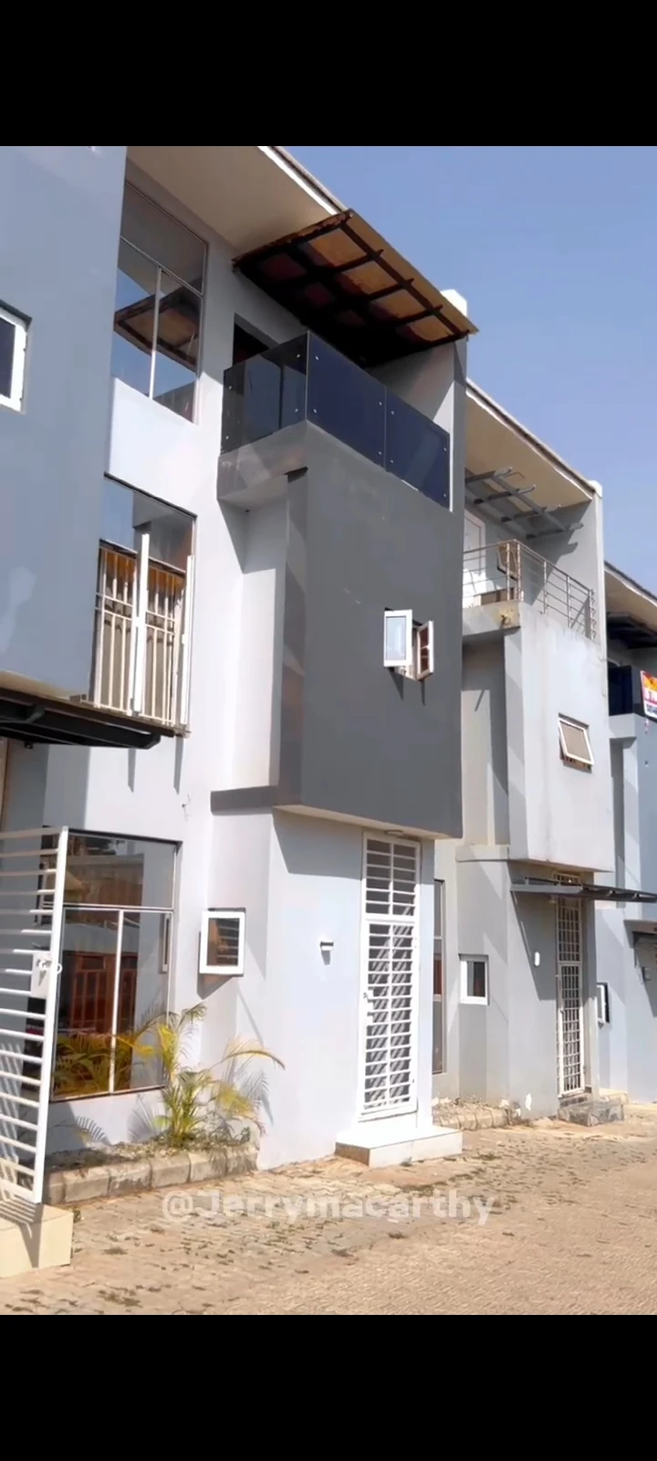 Duplex for Sale in GUZAPE MAIN, Rivers - Image 1