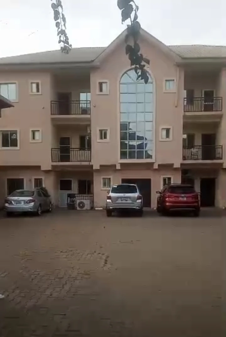 3 Bedroom Flat for Sale in Apo legislative quarters, FCT