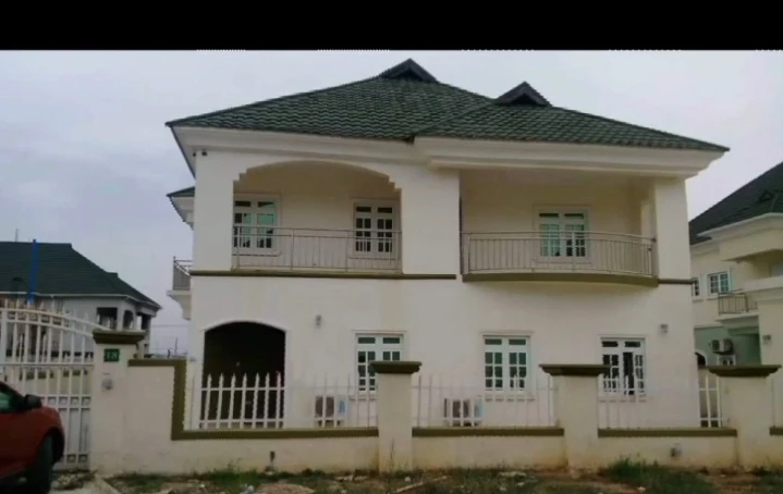 Duplex for Sale in Airport Road, FCT