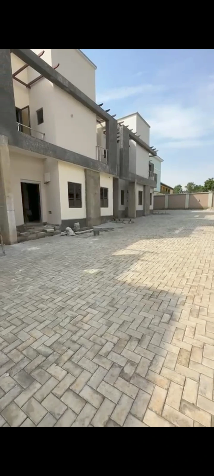 4 Bedroom Flat for Sale in Gaduwa district, FCT cover picture