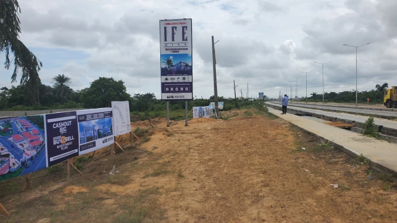 Land for Sale in ILAMIJA EPE EXPERESSWAY EPE LAGOS, Lagos cover picture