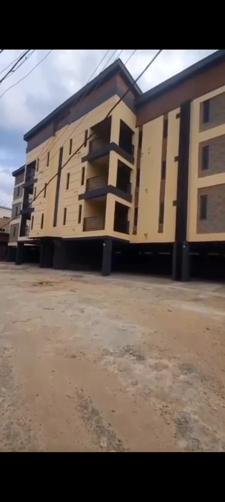 3 Bedroom Flat for Rent in OLD GRA, Rivers - Image 1