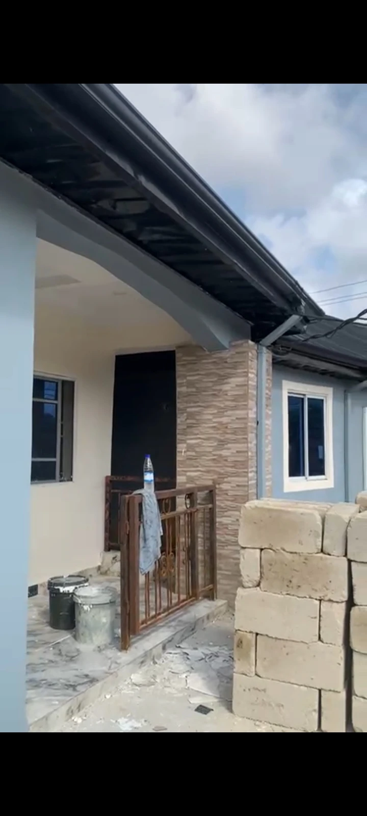 2 Bedroom Flat for Rent in GRA, Rivers - Image 1