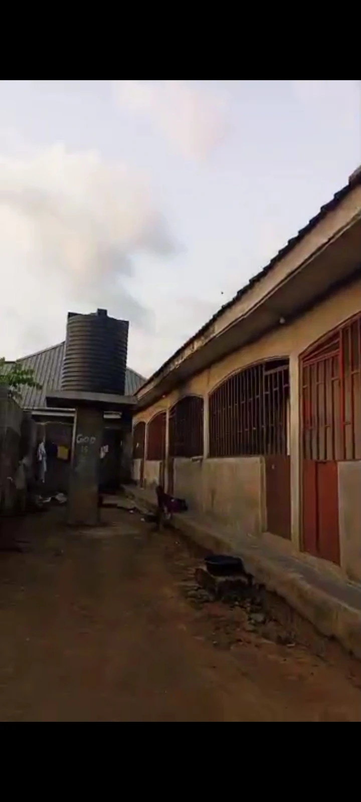 SelfContain for Sale in UNIPORT, Rivers - Image 1