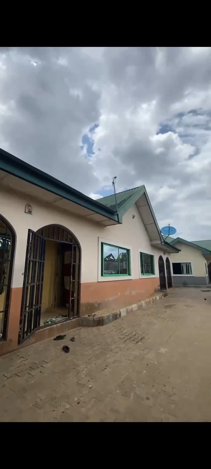 2 Bedroom Flat for Sale in ENEKA, Rivers - Image 1